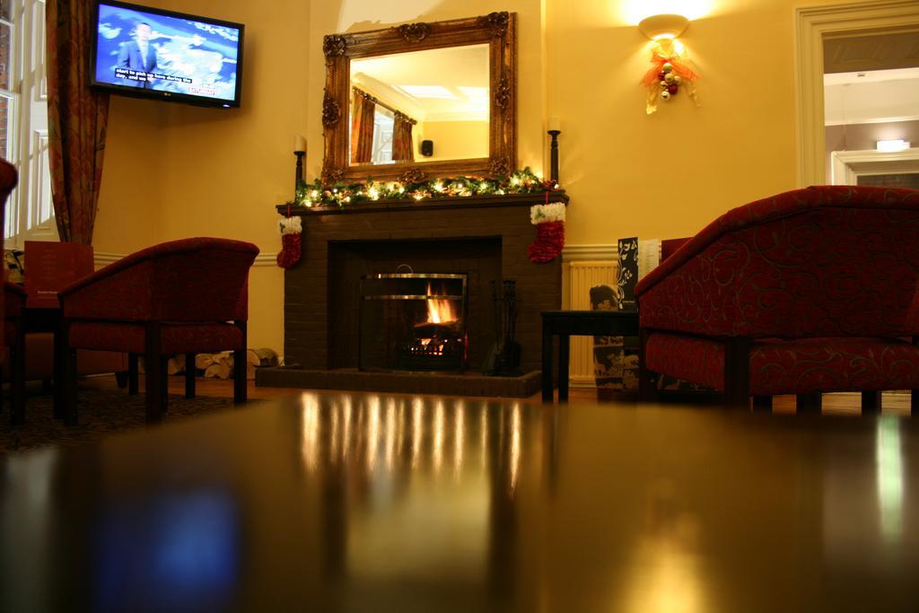 Brandon House Hotel Ngoại thất bức ảnh